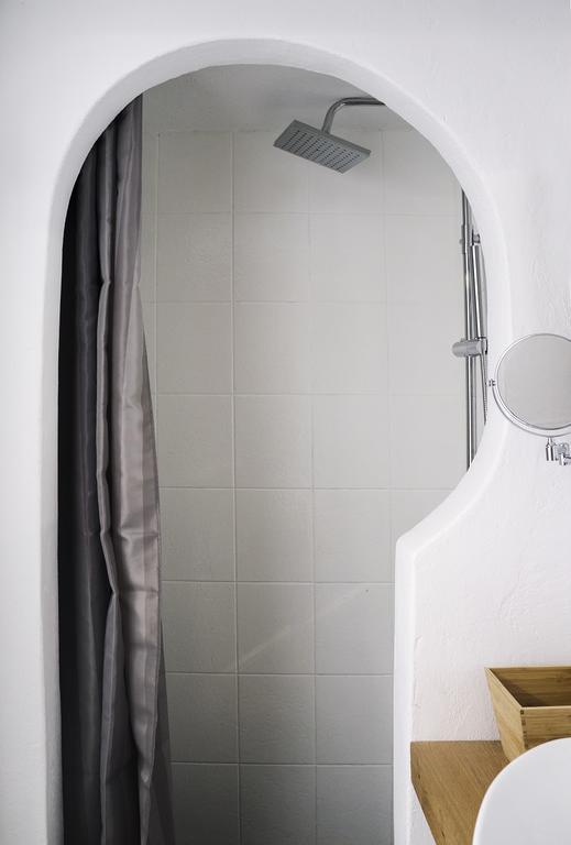 Papikinou Bay Suites Αδάμας Εξωτερικό φωτογραφία