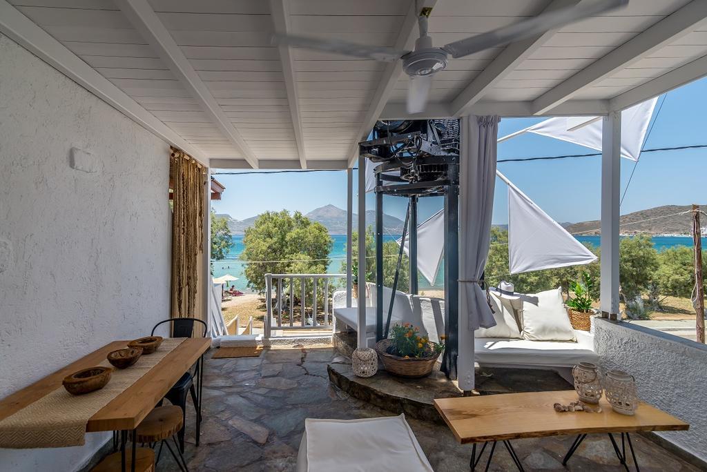 Papikinou Bay Suites Αδάμας Εξωτερικό φωτογραφία